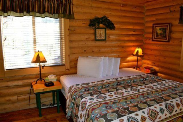 High Country Lodge And Cabins Pagosa Springs Exterior photo