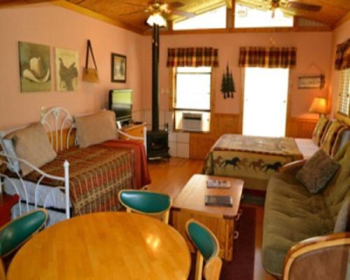 High Country Lodge And Cabins Pagosa Springs Exterior photo